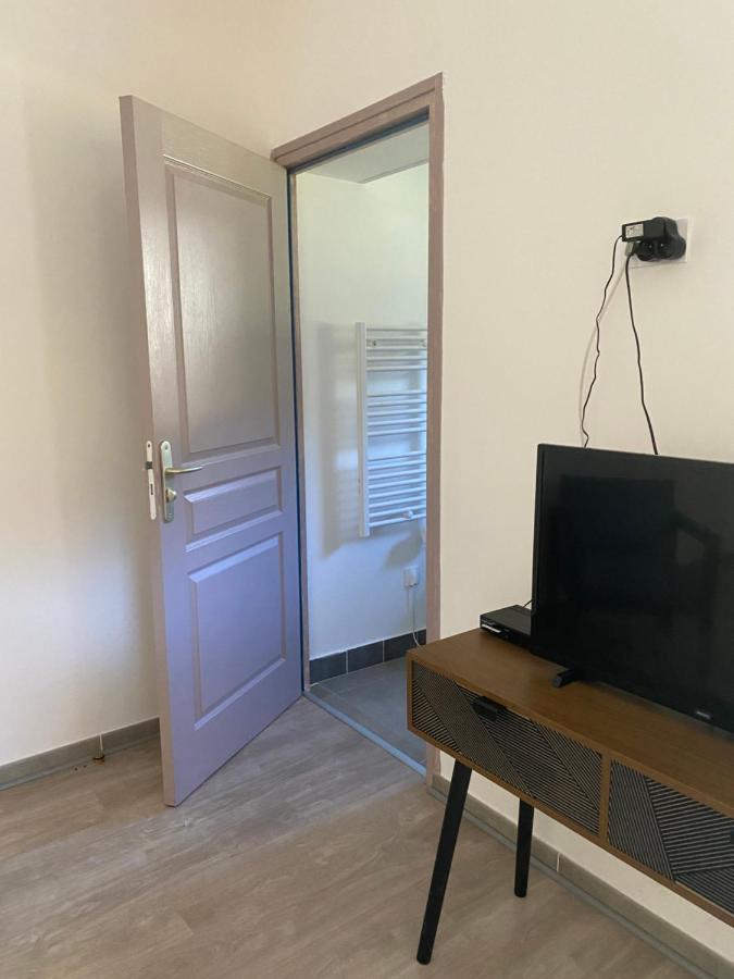 Ernella Hotel Aleria  Bagian luar foto